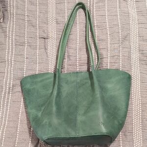 Portland Leather Large Devan - Cucumber